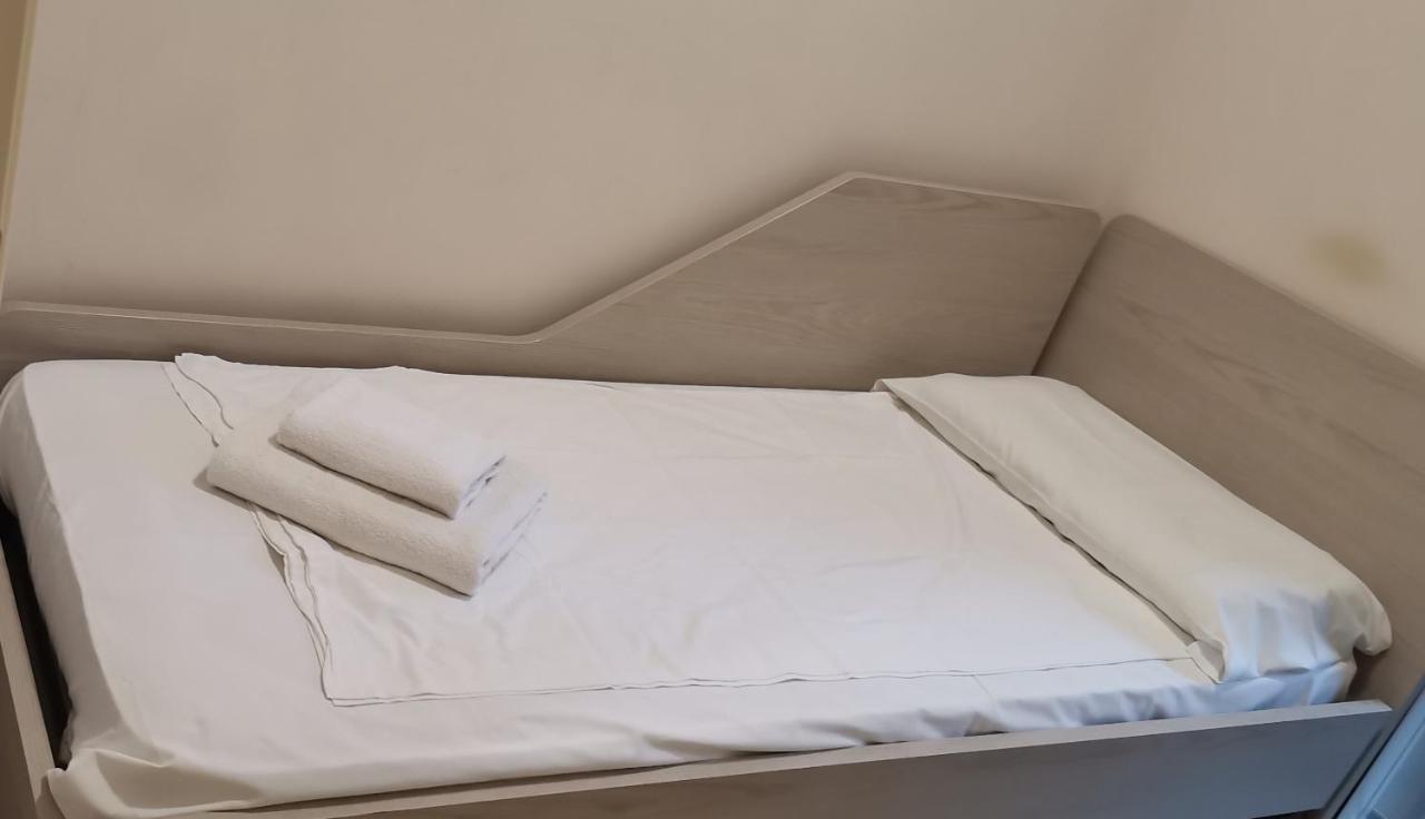 Quarto Individual - Anexo
