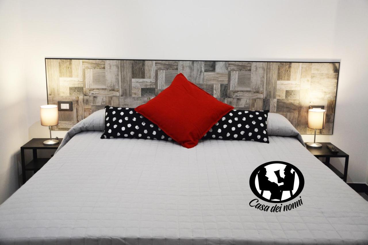 Tweepersoonskamer met 1 Tweepersoonsbed of 2 Aparte Bedden en een Kitchenette