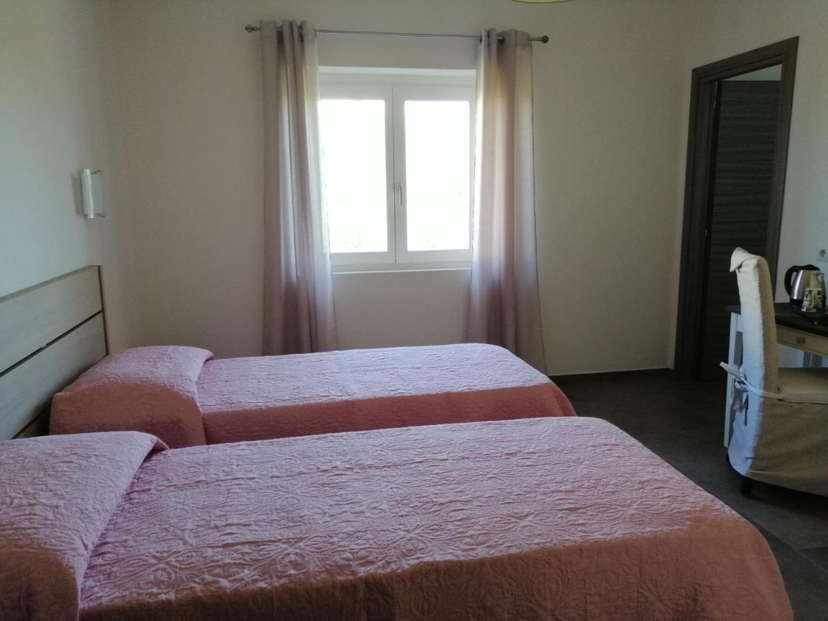 Chambre Double ou Lits Jumeaux - Vue sur Jardin