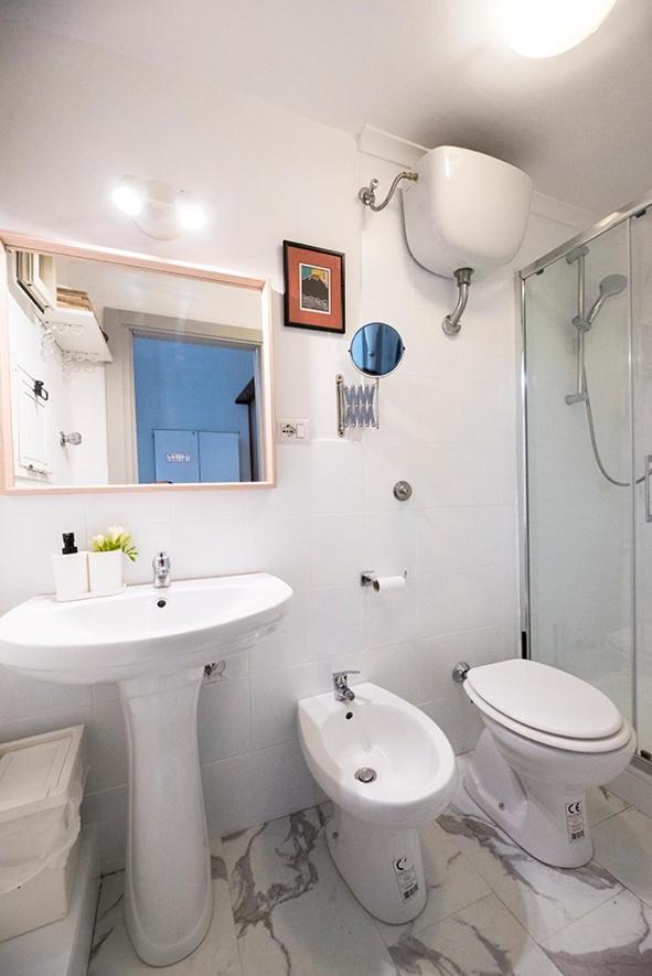 Habitación Doble con aseo compartido