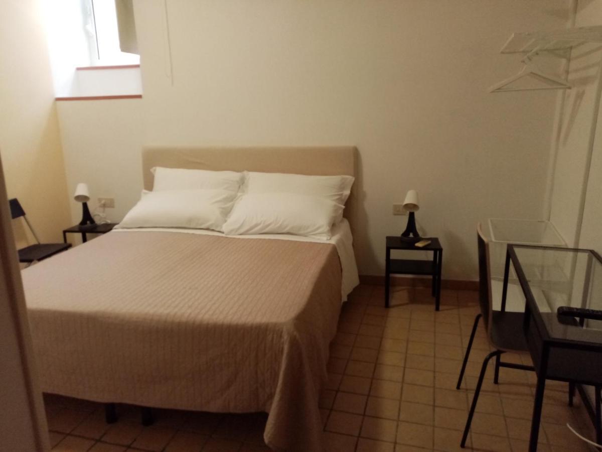 Driepersoonskamer met Eigen Externe Badkamer