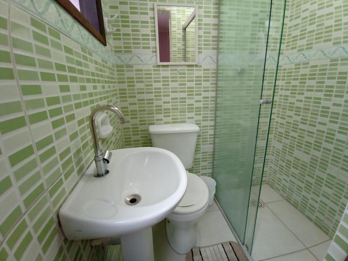 Quarto Triplo com Casa de Banho Privativa