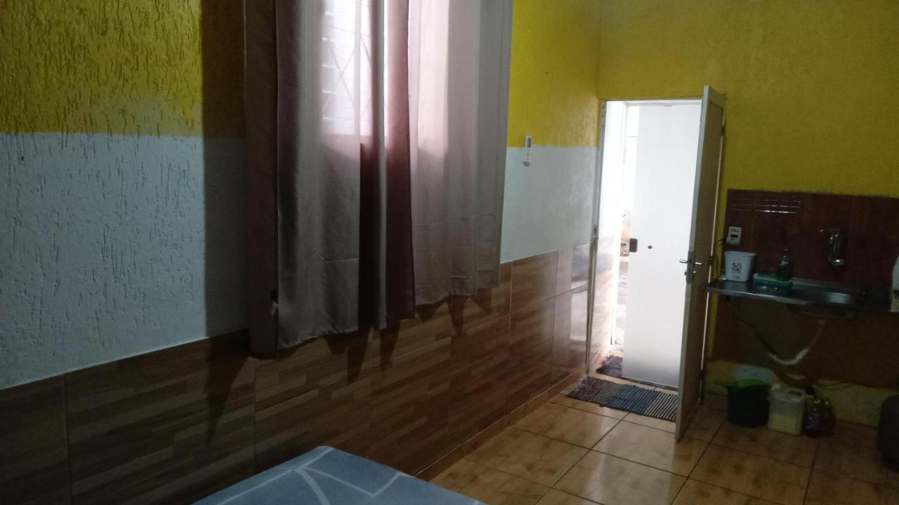 Quarto Quádruplo com Banheiro Privativo