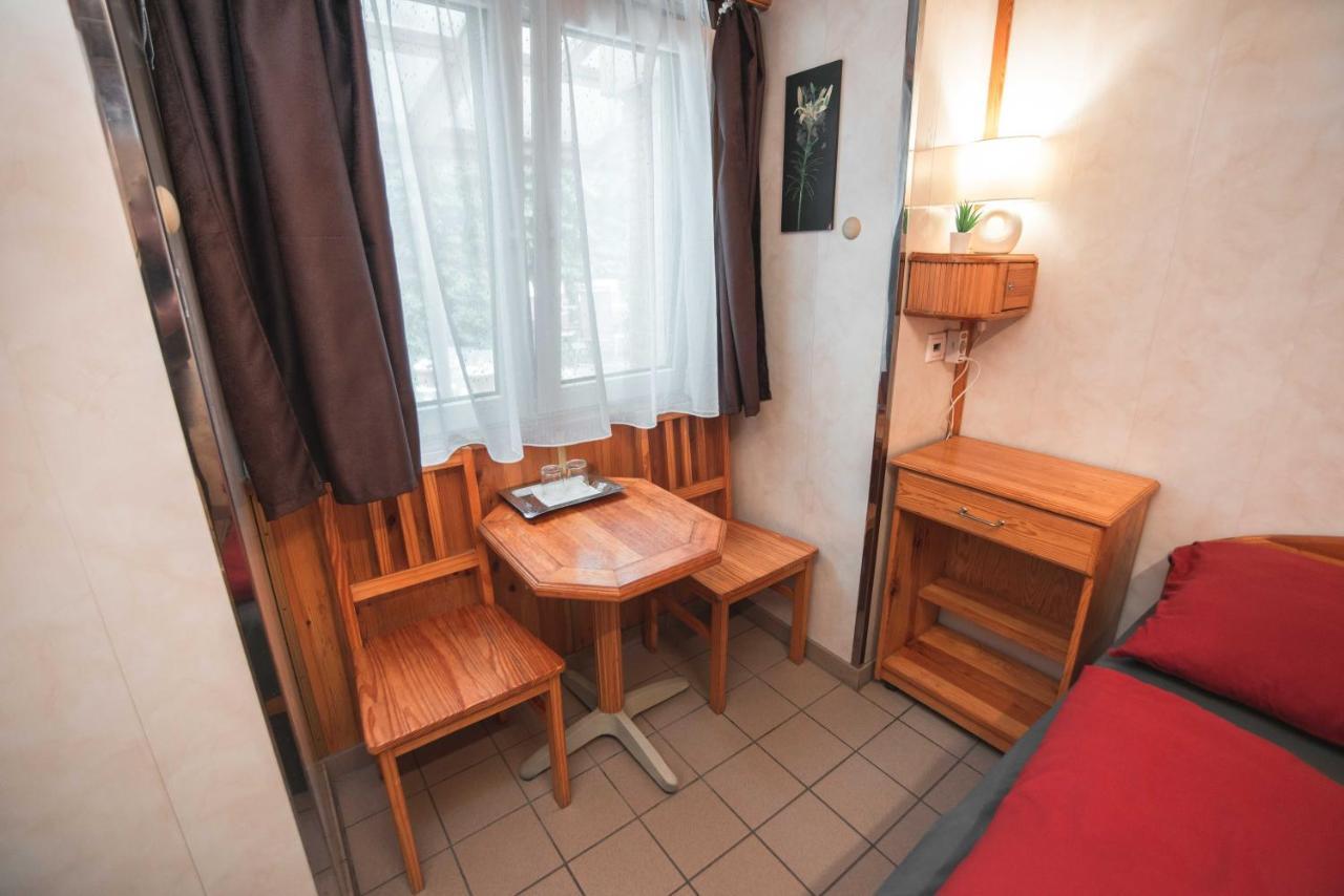 Quarto Duplo Standard