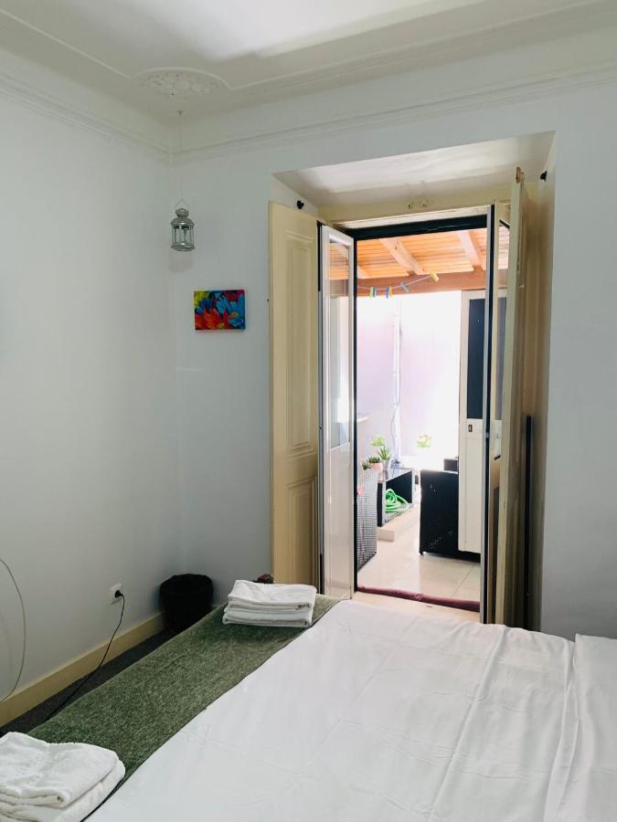 Quarto Duplo com Casa de Banho Partilhada