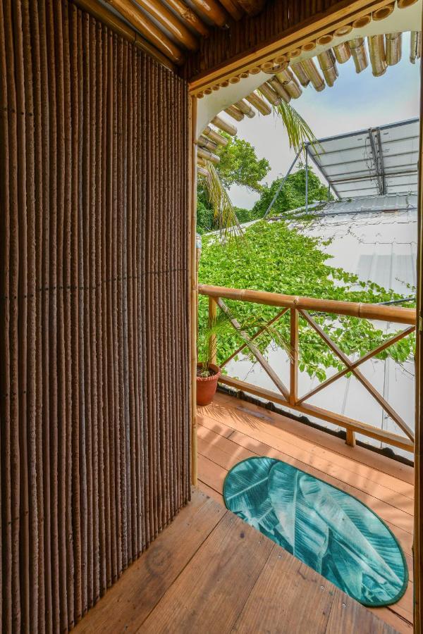 Quarto Duplo com Terraço