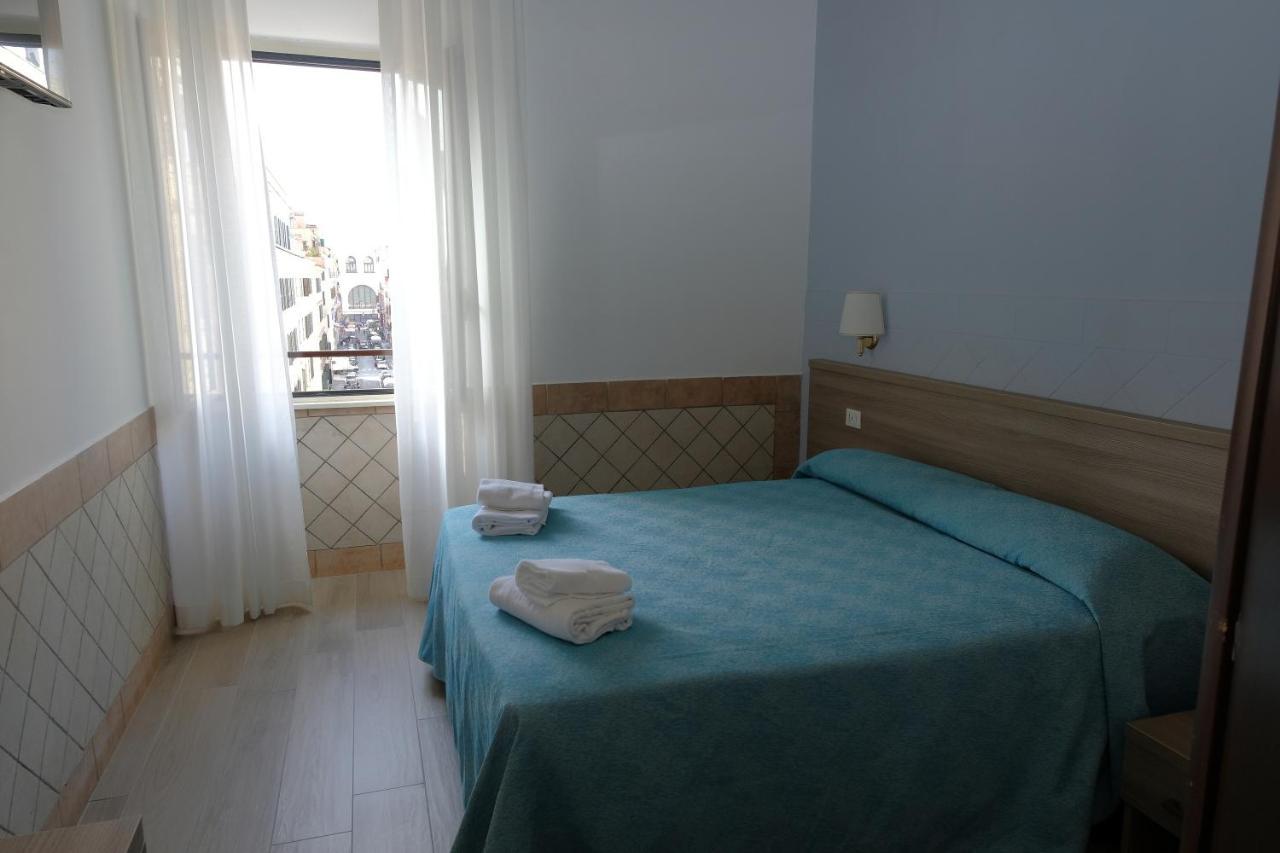 Habitación Doble con baño - 1 o 2 camas