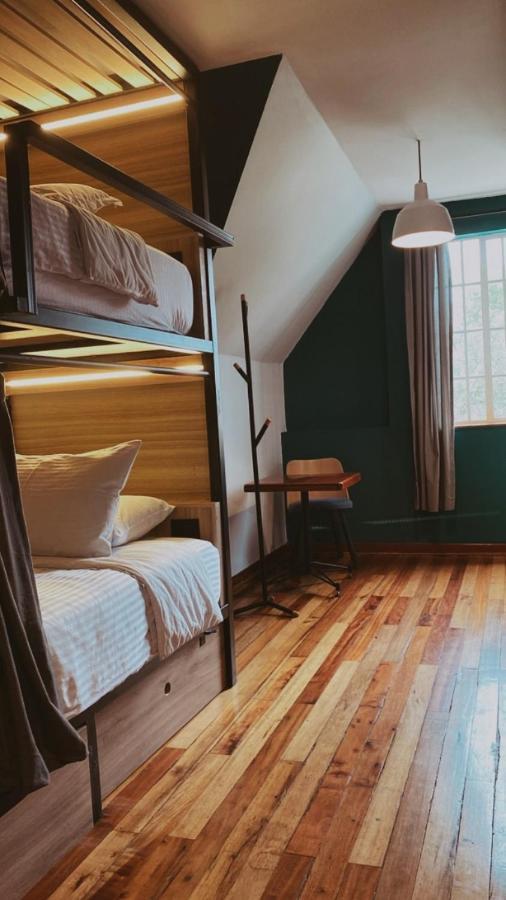 Cama em Dormitório com 6 Camas