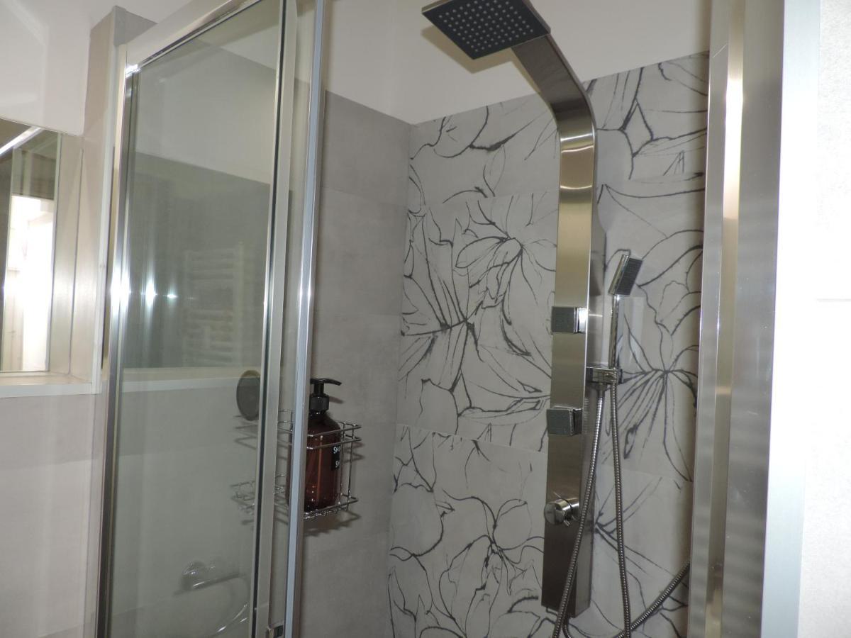 Habitación Doble con baño privado externo