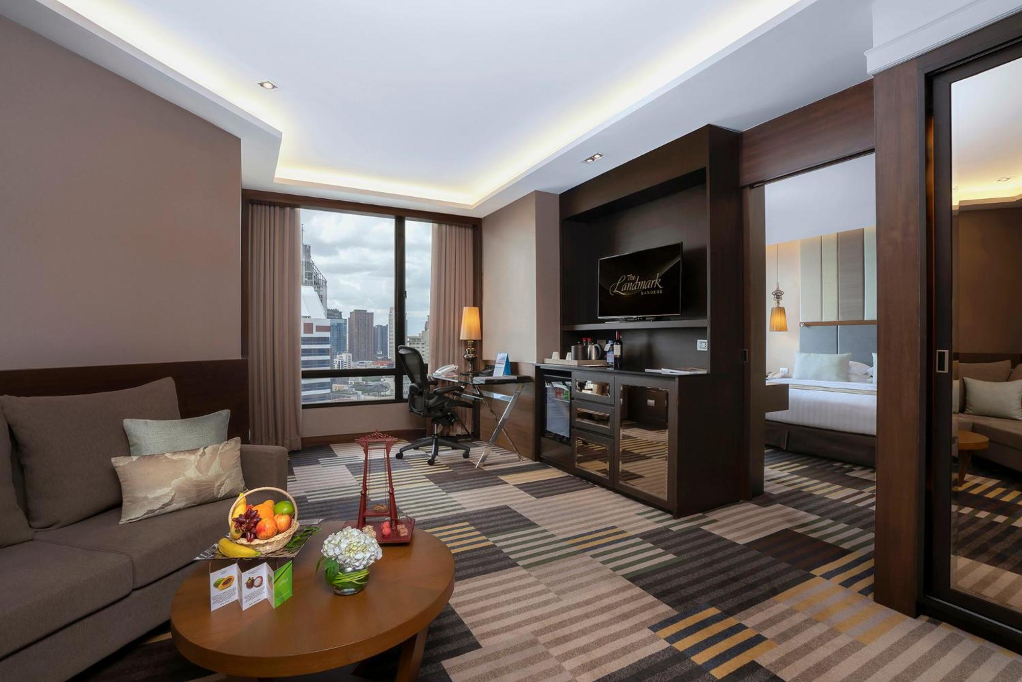 Deluxe Suite