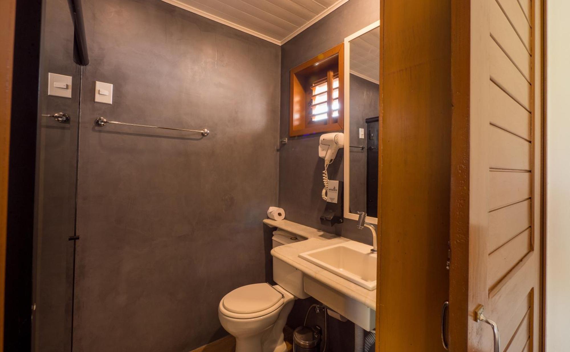 Quarto Duplo Standard Andar Inferior