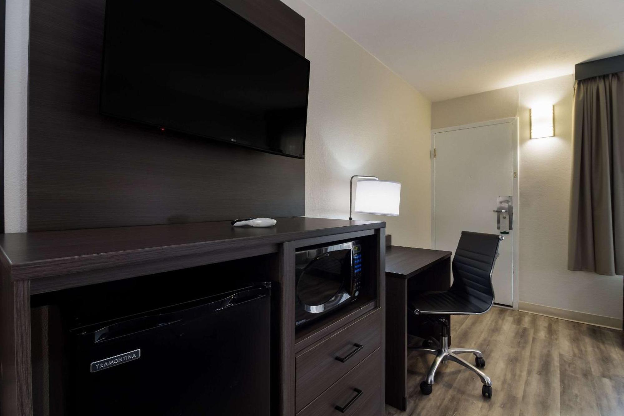 Vierbettzimmer mit 2 Queensize-Betten – Nichtraucher