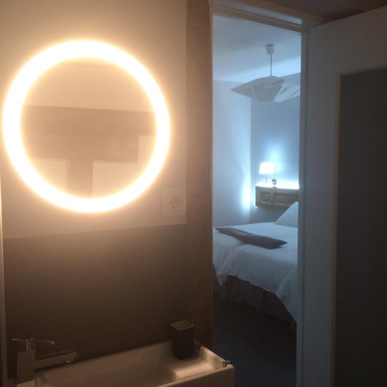 Quarto Duplo com Banheiro Privativo