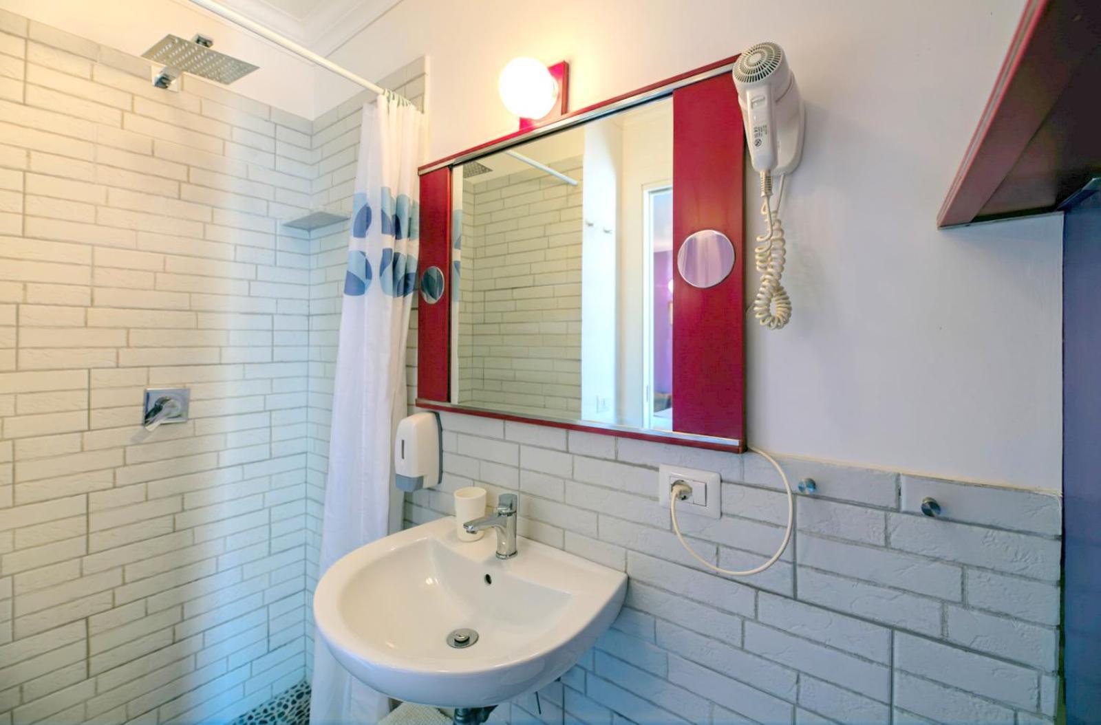Habitación Doble con baño privado