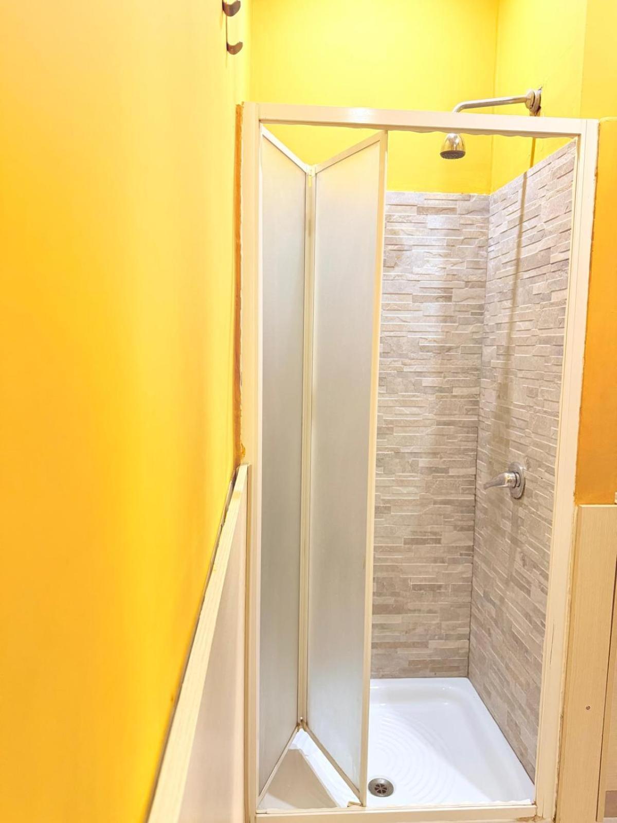 Habitación Individual con baño privado