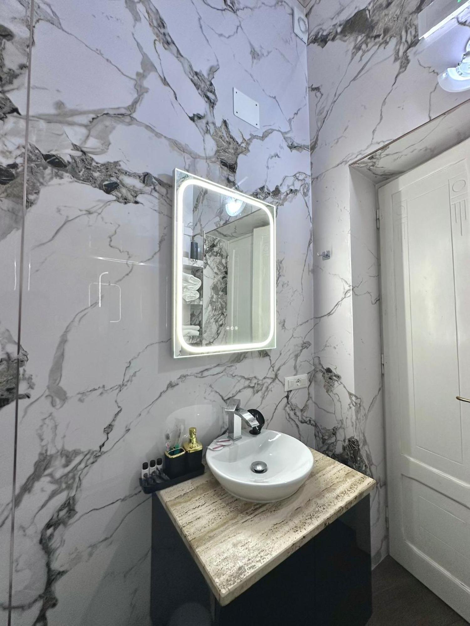 Vierpersoonskamer met Eigen Badkamer