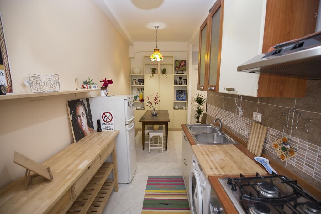 Tweepersoonskamer met een Eigen Externe Badkamer