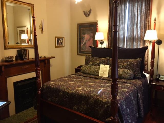 Chambre Lit Queen-Size Deluxe