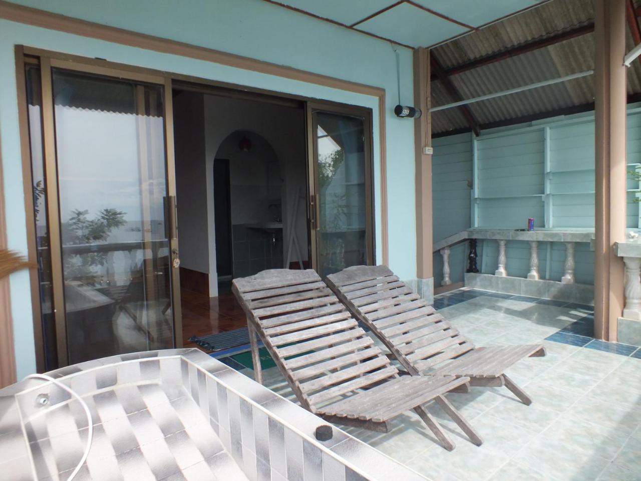 Habitación Doble Deluxe con aire acondicionado, balcón y vistas al mar