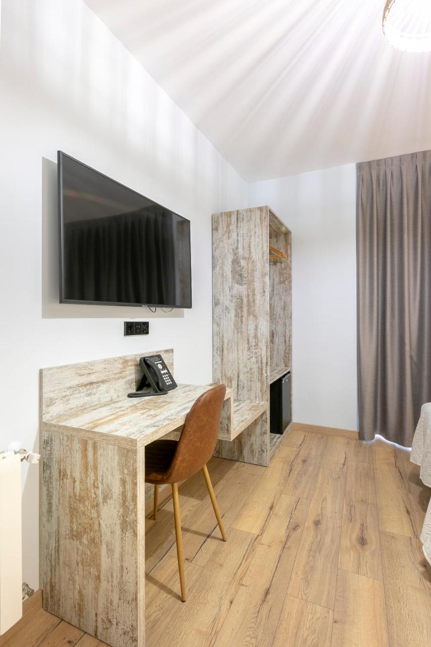 Quarto Duplo