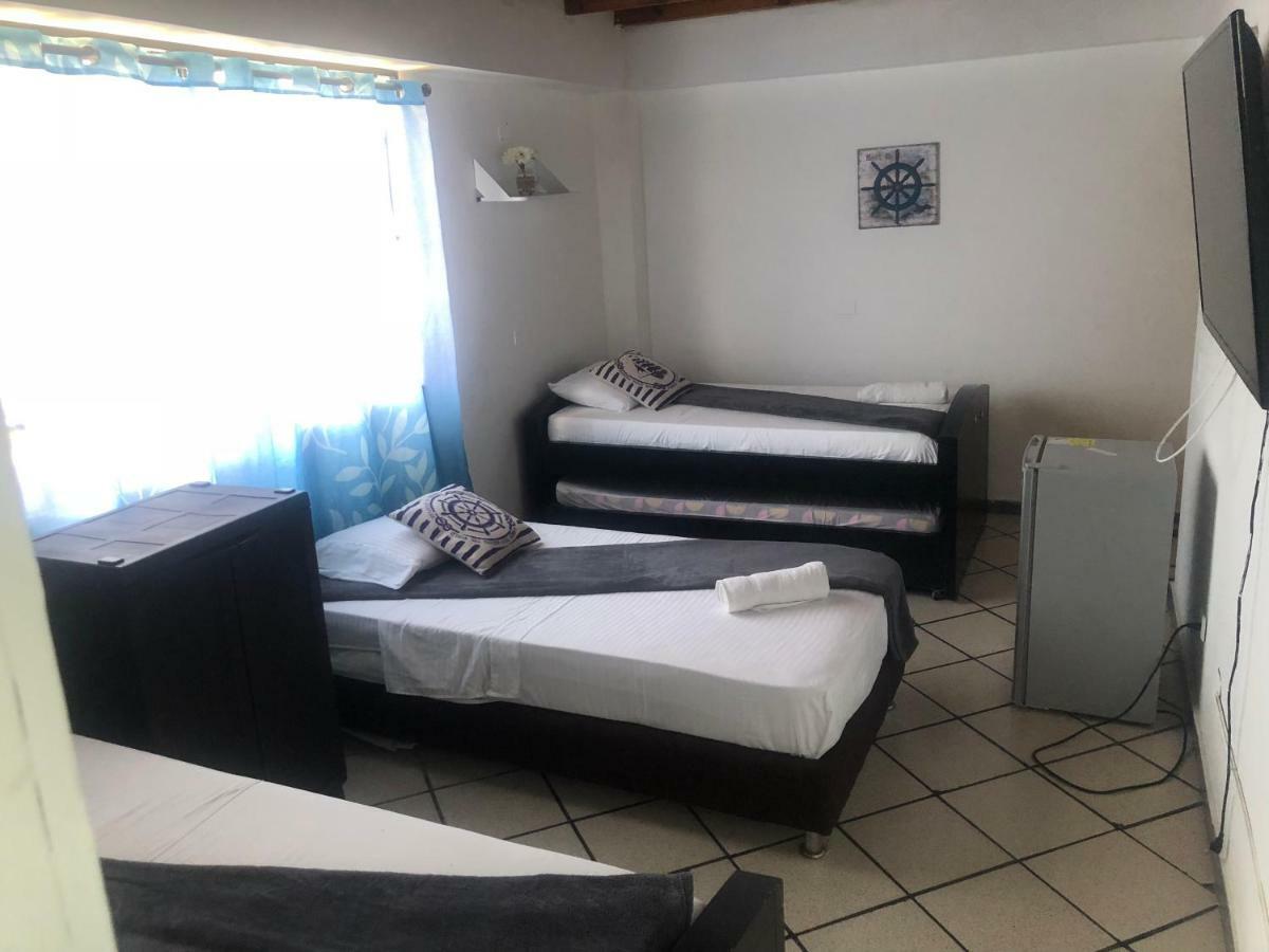 Habitación Familiar con baño privado