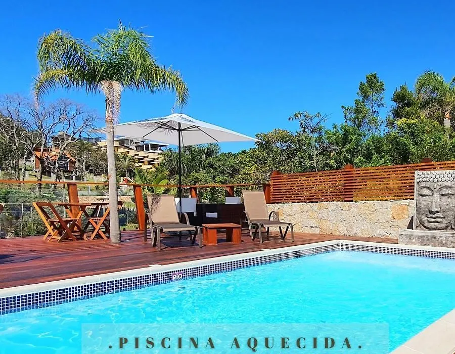 Pousada Paraíso Gaia - Suítes com Banheira e Lareira no centrinho da Praia do Rosa, Piscina Aquecida e Café da Manhã excepcional-1