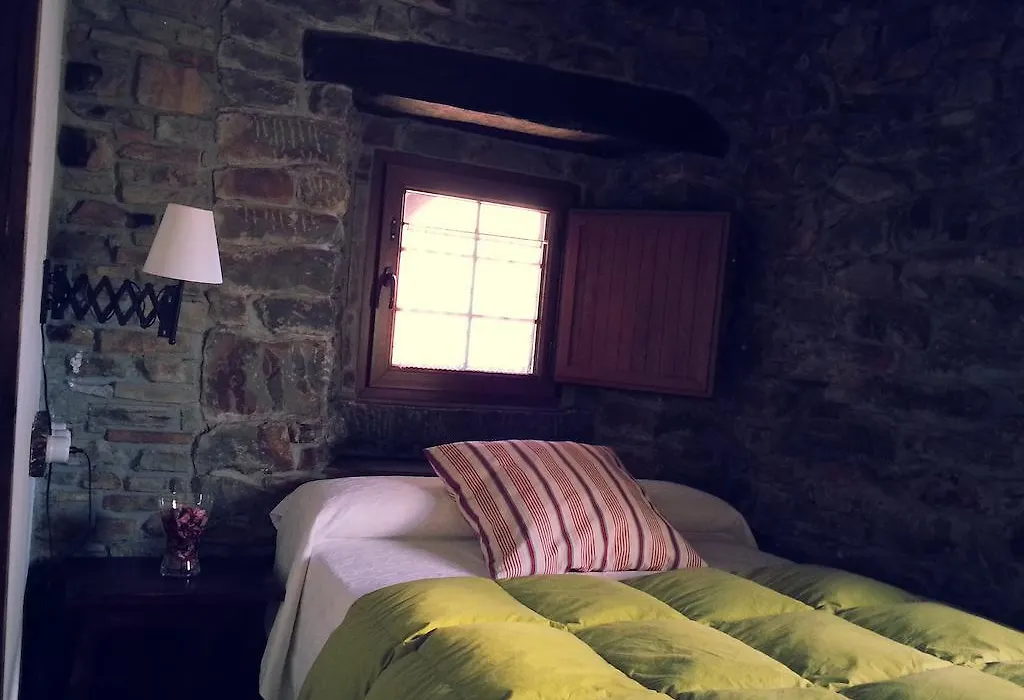 Hostal De Montaña La Aldeya-1