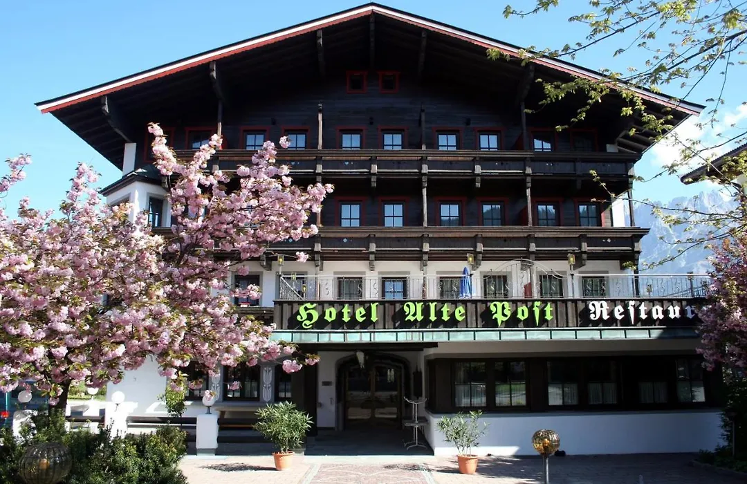 Alte Post-1