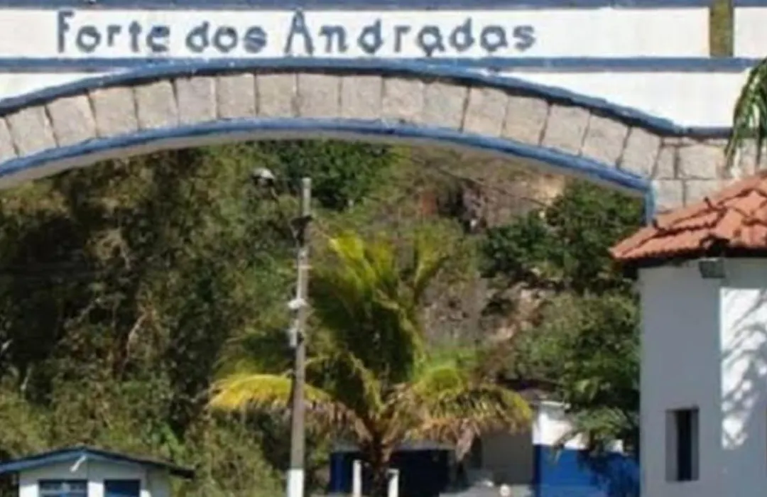 Pippo Suites Guarujá-1
