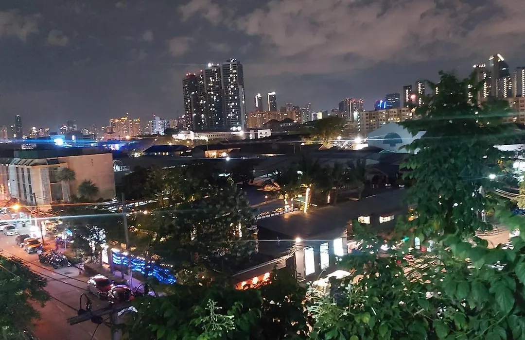 The Center Town-1