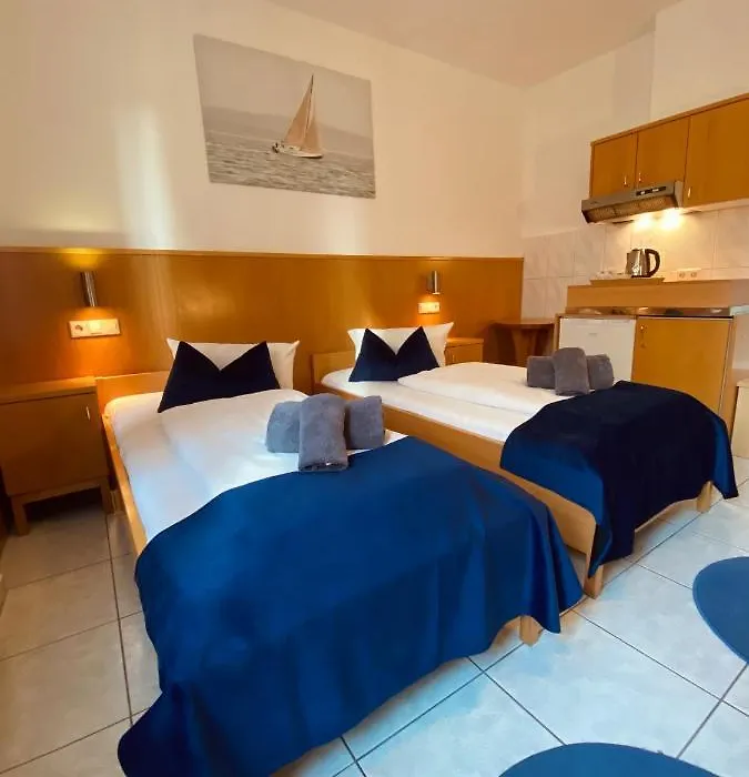 Hotel La Ferte-1