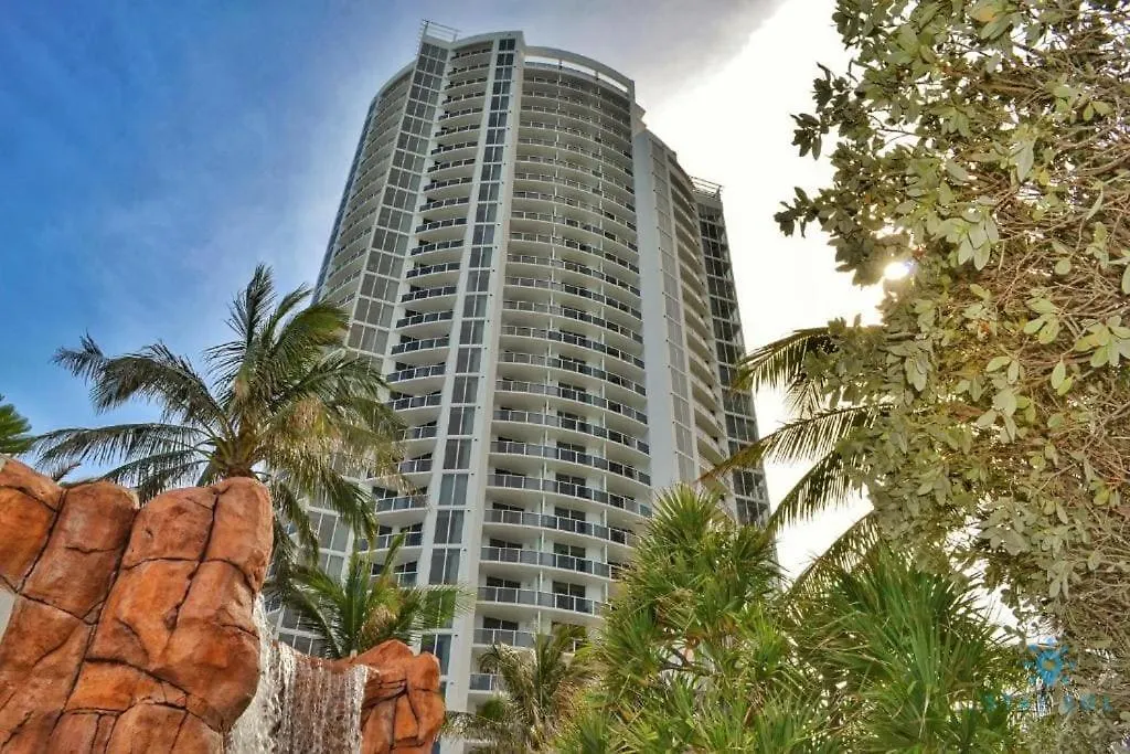 Luxurious Beach Resort Gym Balcony-1
