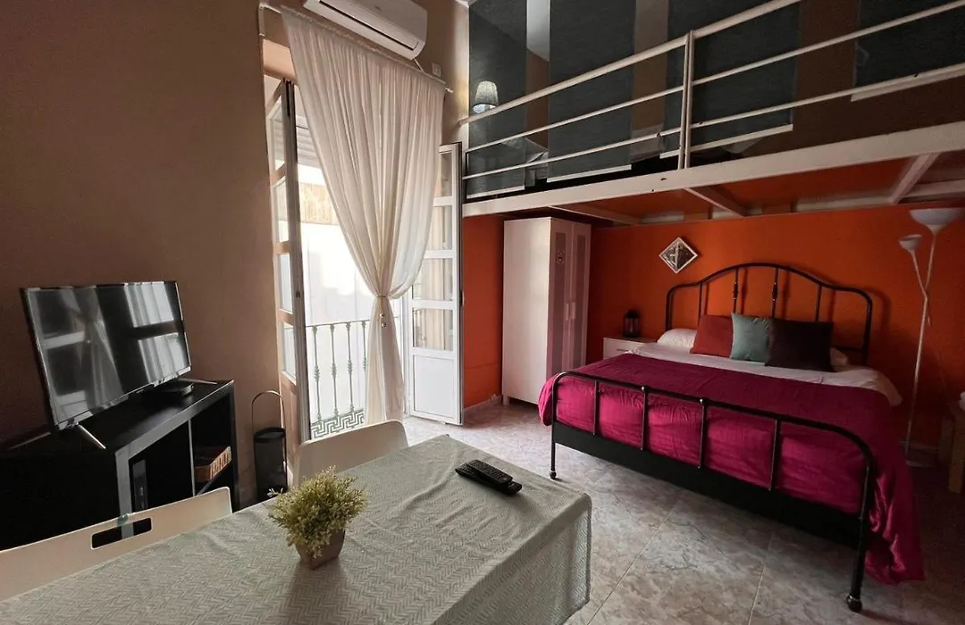 La Maestranza Apartment Rooms-1