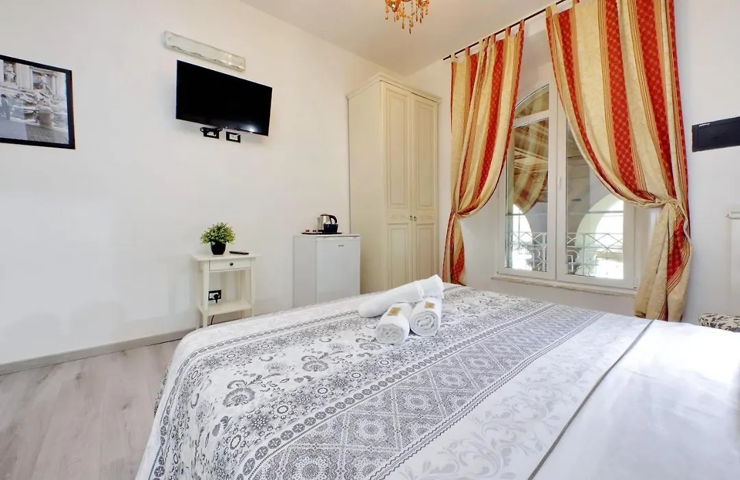 Lucky Holiday Rooms-1