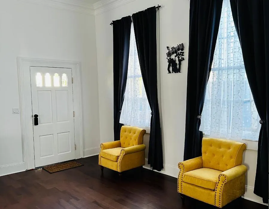 Endless Story Magazine Suite Walk French Quarter-1