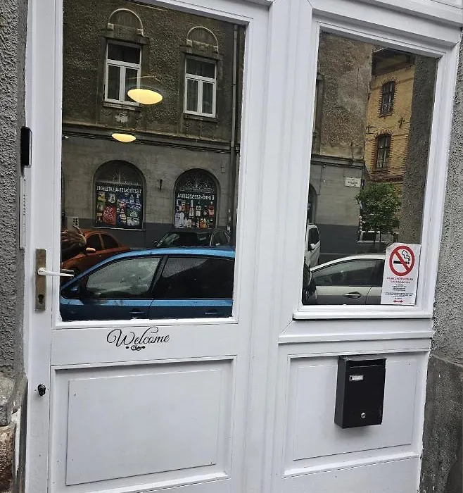 7Dab 8 Contactless Self Check-In-1