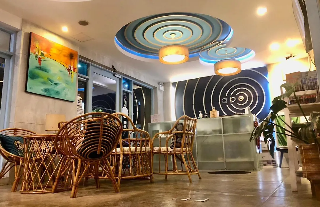 Apo Hotel-1