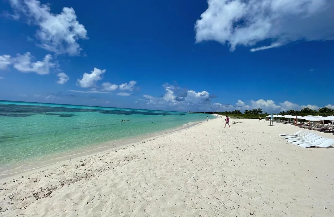 Amaranta Beach-1