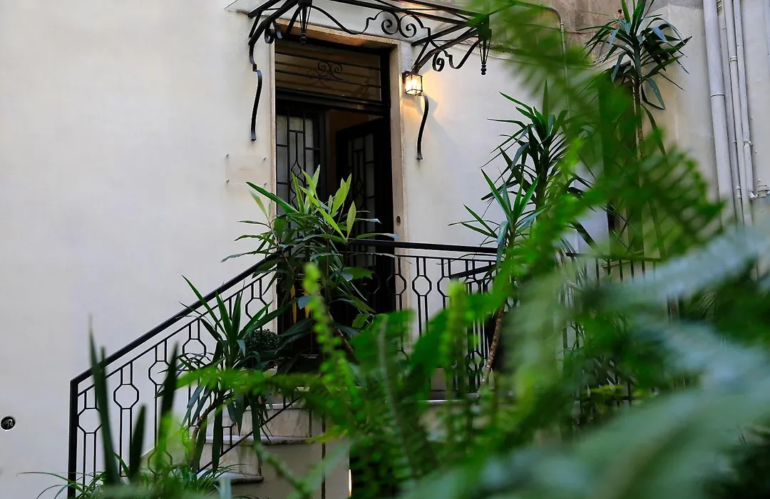 74 Crescenzio House-1