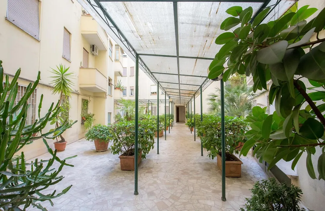 Luxury House Vaticano-1