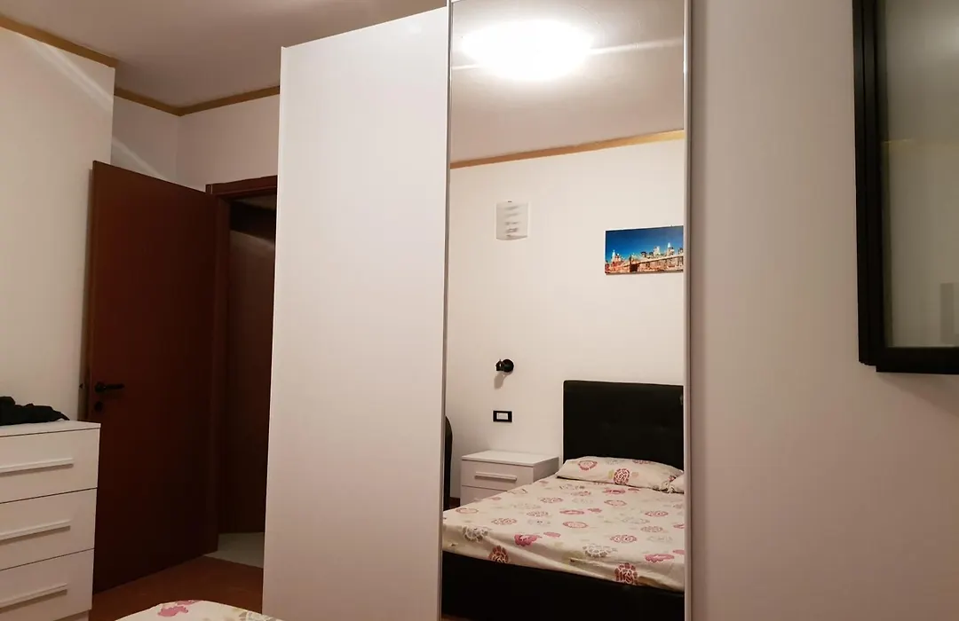 Milan White Tower Apartment-1