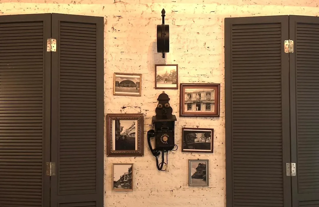 Central Old Town Cottage-1