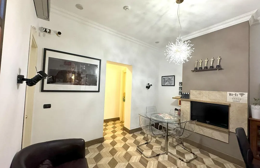 The Five Oscars Inn-1