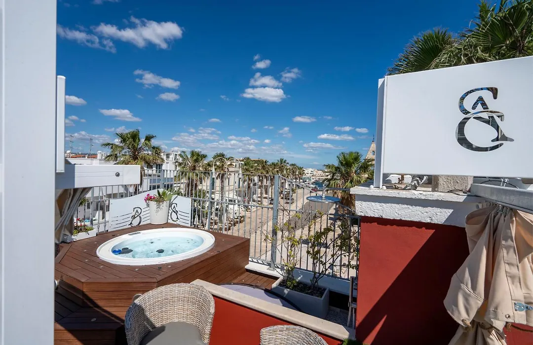 Apulia Charming Suites - Casa Rossa Suite Perla e Suite Corallo-1