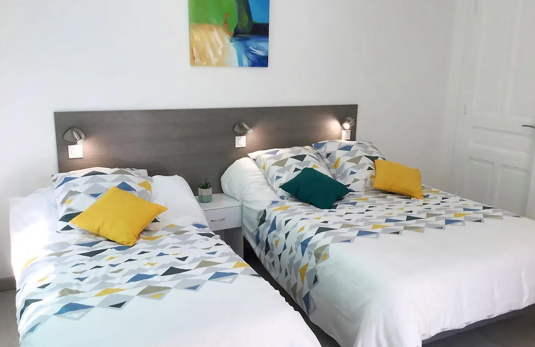 Appartement Le Solea 100m2 climatisé parking proche Sanctuaires-1