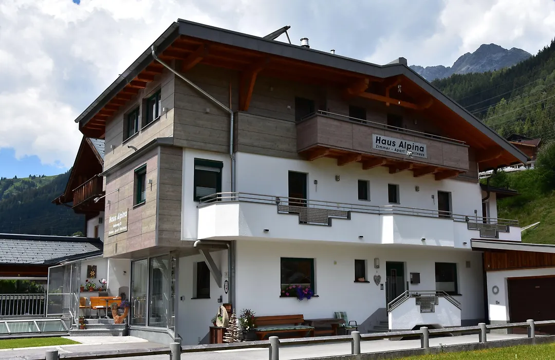 Gaestehaus Alpina-1