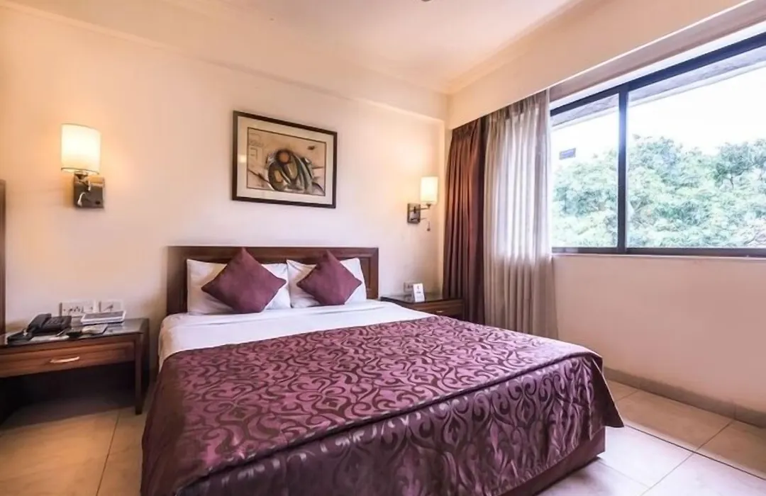 Royal Inn-1