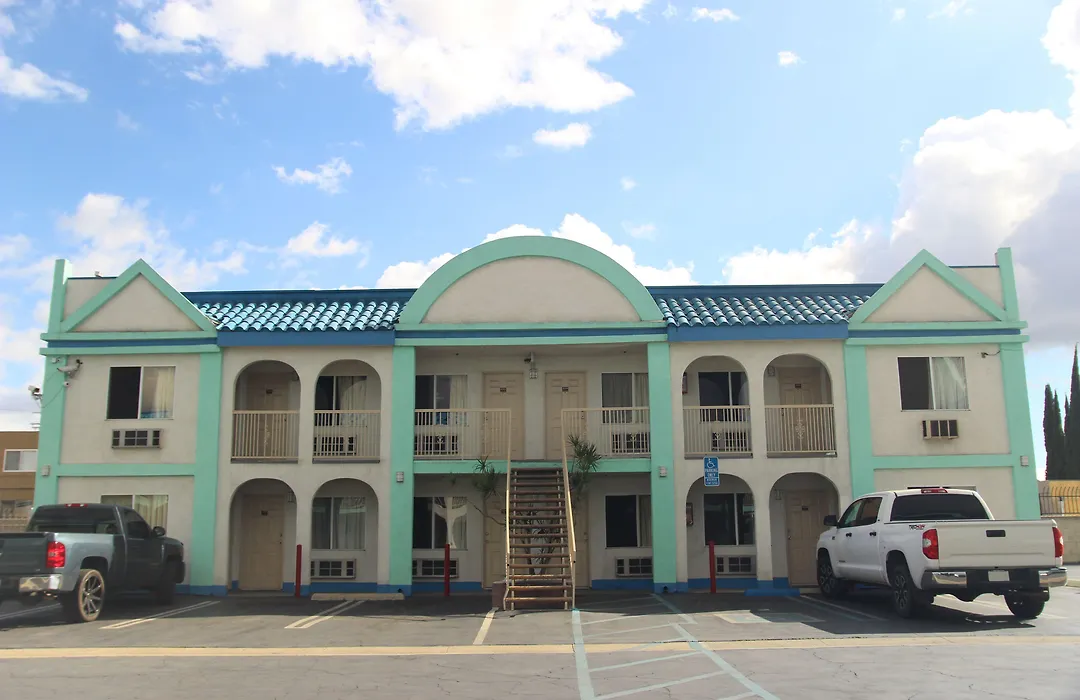 Diamond Inn-1