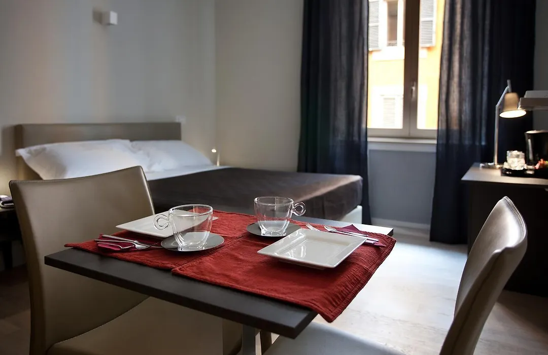 Regola Suite-1