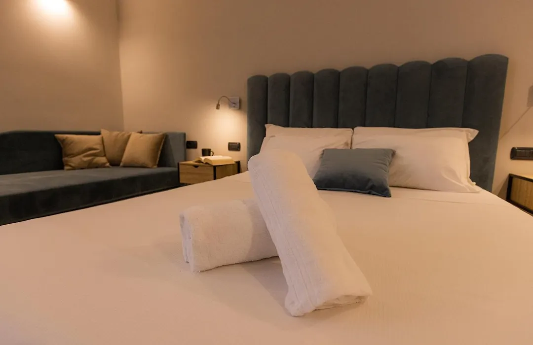 Villa Borghese Prestige Rooms-1